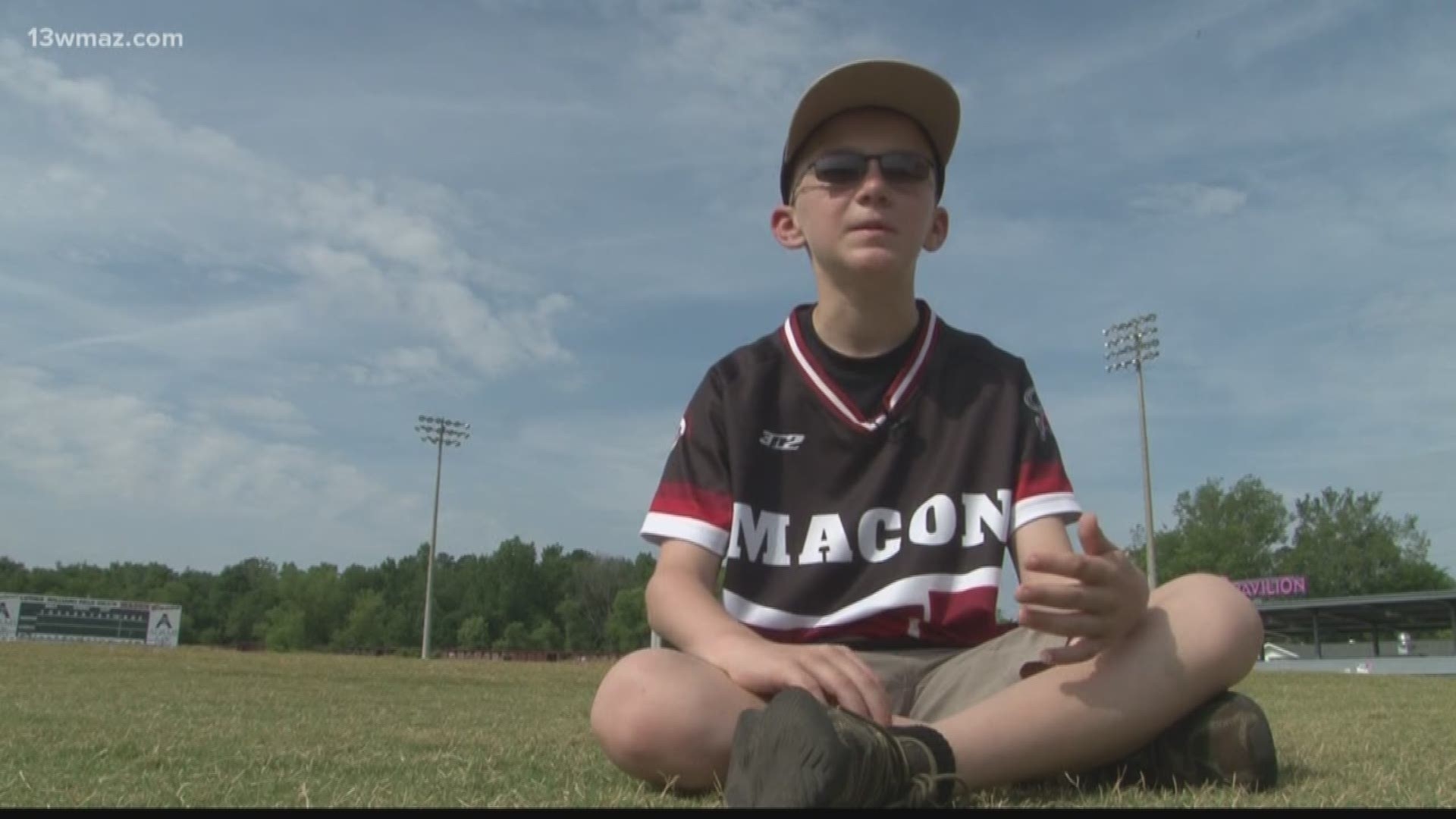 Meet The Macon Bacon s 1 Fan 13wmaz